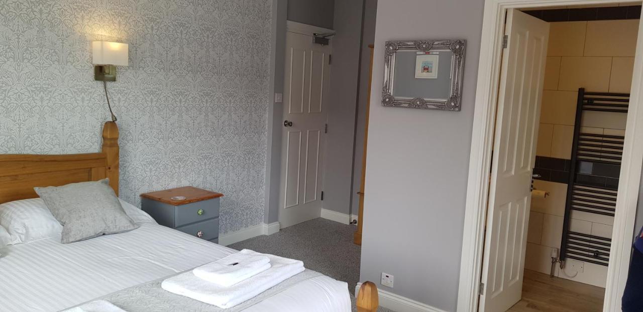 Hensleigh House Bed and Breakfast Charmouth Exteriör bild