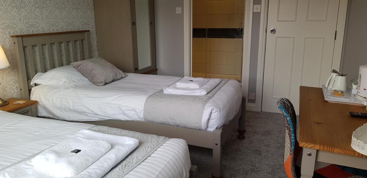 Hensleigh House Bed and Breakfast Charmouth Exteriör bild